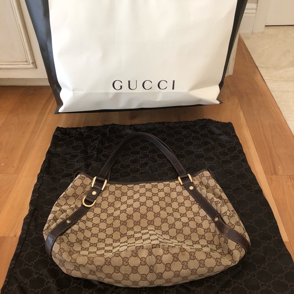 💯 % Authentic Gucci Handbag, purchased myself